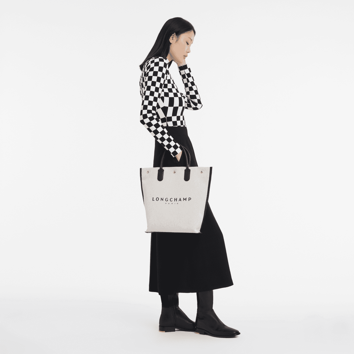 Longchamp Essential M Tote Bag Ecru - Stylish and practical women's bag from Eldaly - Thumbnail 3