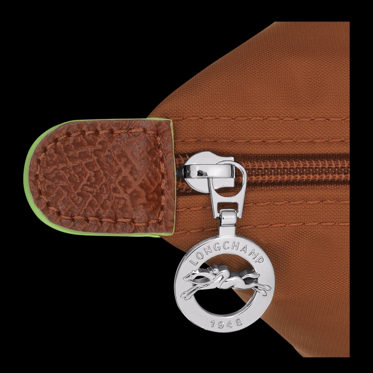 Longchamp Le Pliage Green S Handbag - Front view on a white background - Thumbnail 6