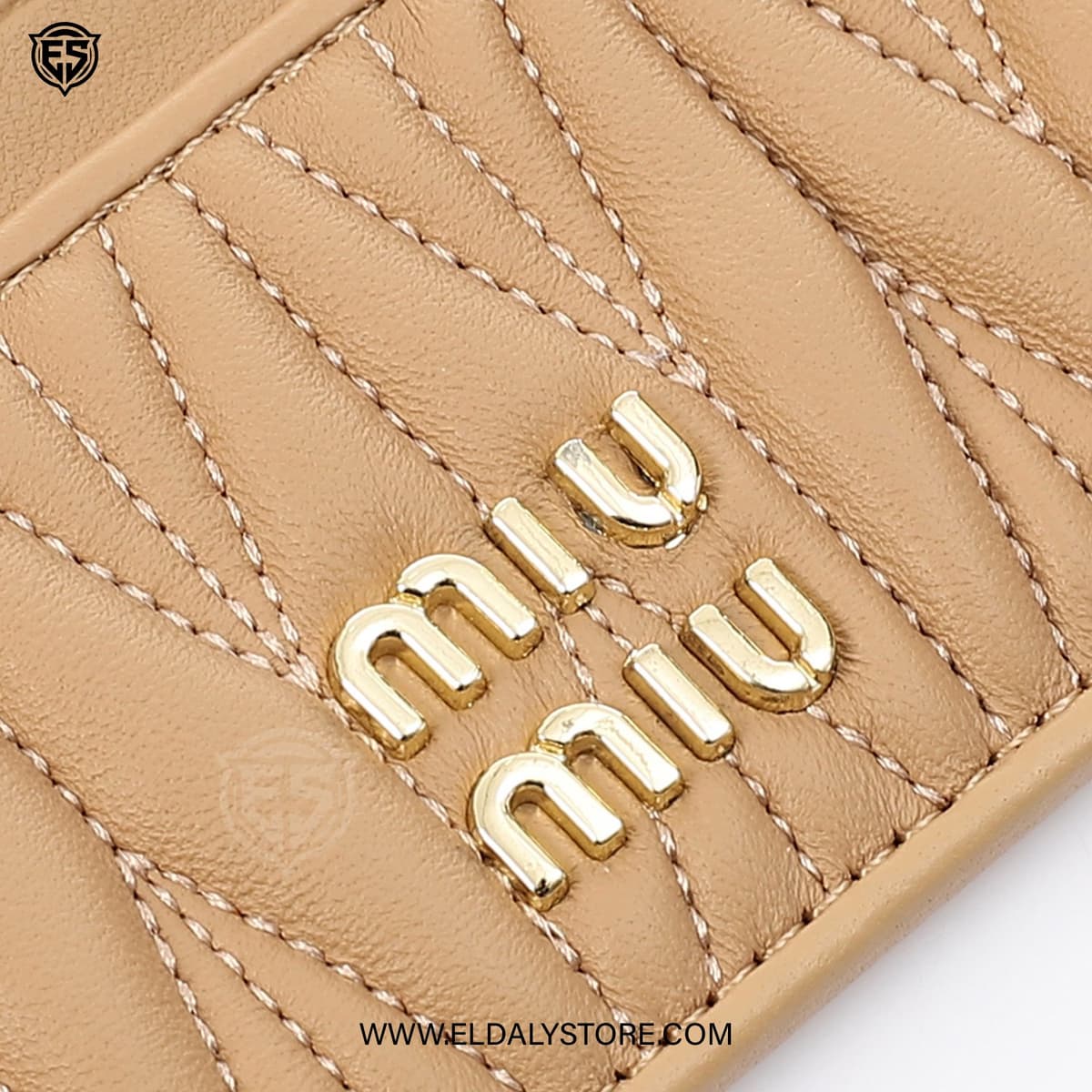 Miu Miu Matelassé leather card holder for women in a sophisticated design - Thumbnail 4