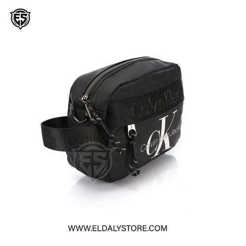 Calvin Klein Jeans Men’s Black Nylon Monogram Wash Bag