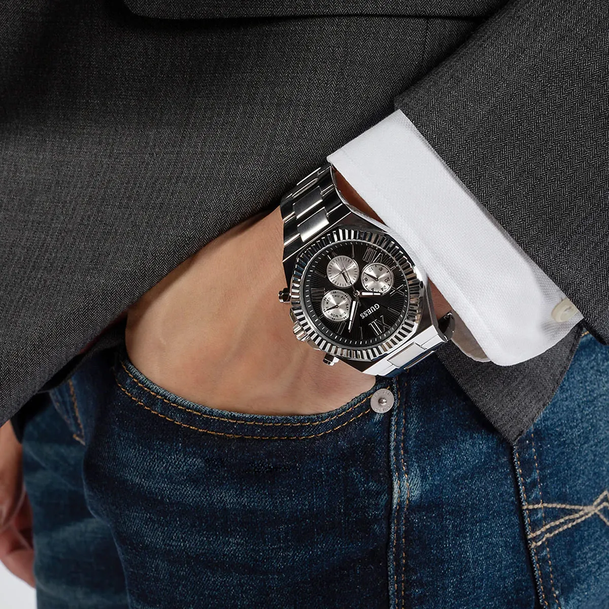 gw0703g1-guess-watch-men-black-dial-metal-stainless-steel-silver-strap-quartz-battery-analog-equity_6.jbg Guess Watch For Men GW0703G1 - Image 6