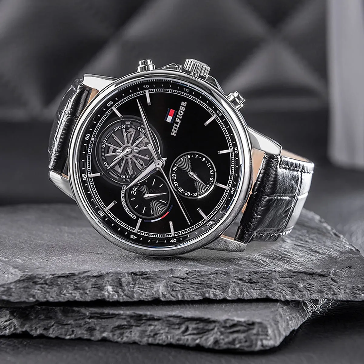 1710605-tommy-hilfiger-watch-men-black-dial-leather-strap-quartz-analog-stewart_10.jbg Tommy Hilfiger Watch For Men 1710605 - Image 10