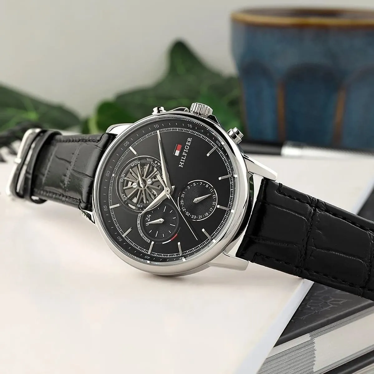 1710605-tommy-hilfiger-watch-men-black-dial-leather-strap-quartz-analog-stewart_8.jbg Tommy Hilfiger Watch For Men 1710605 - Image 8