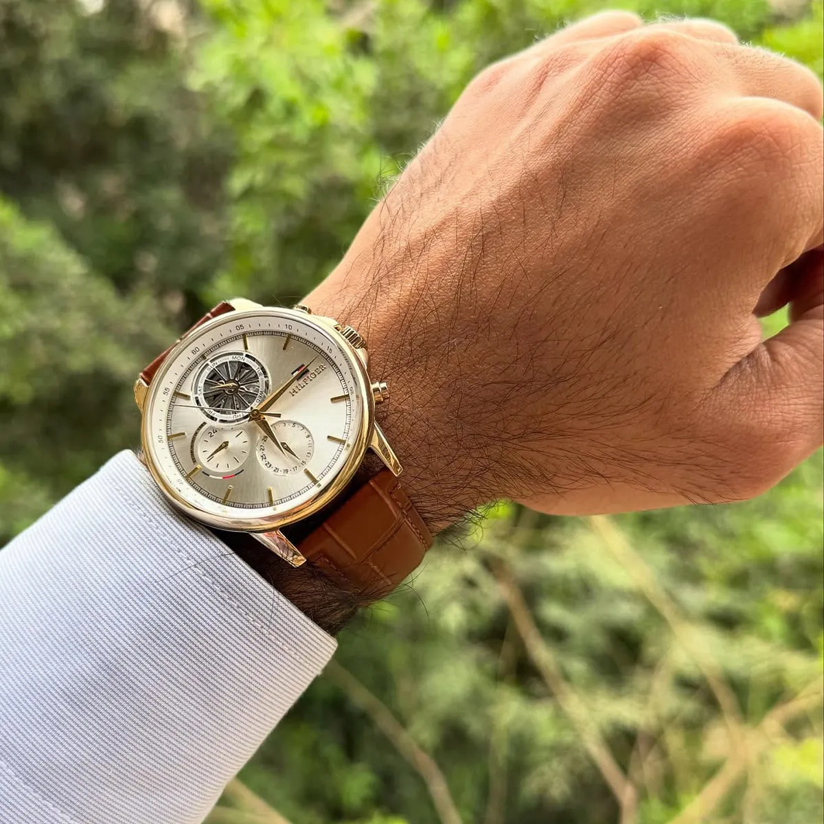 1710631-tommy-hilfiger-watch-established-in-1985-men-silver-dial-leather-brown-strap-quartz-analog-stewart_5.jbg Tommy Hilfiger Watch For Men 1710631 - Image 4