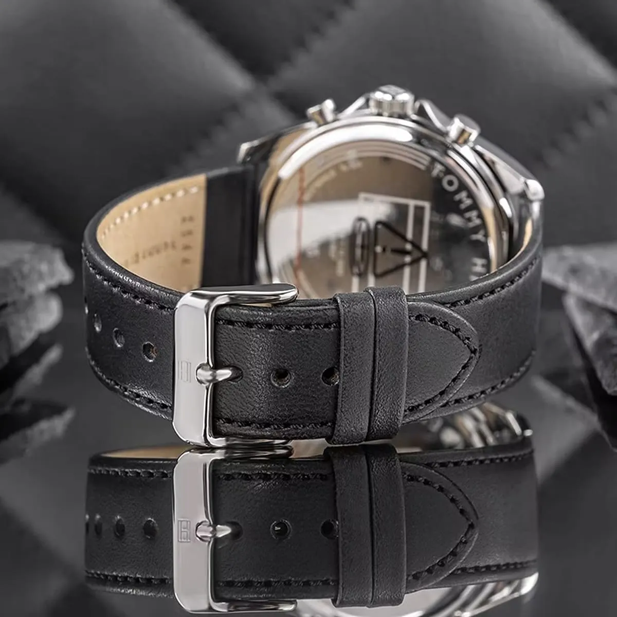 1710644-tommy-hilfiger-watch-men-gray-dial-leather-black-strap-quartz-analog-baker_9.jbg Tommy Hilfiger Watch For Men 1710644 - Image 8