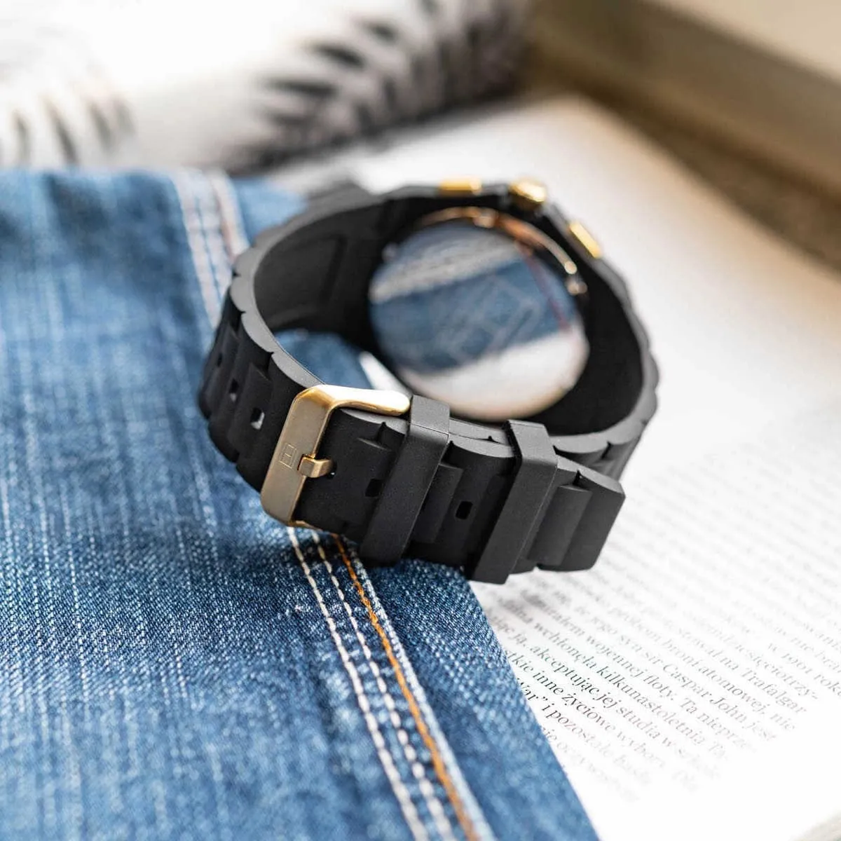 1792120-tommy-hilfiger-watch-men-black-dial-rubber-strap-quartz-analog-neo_10.jbg Tommy Hilfiger Watch For Men 1792120 - Image 10